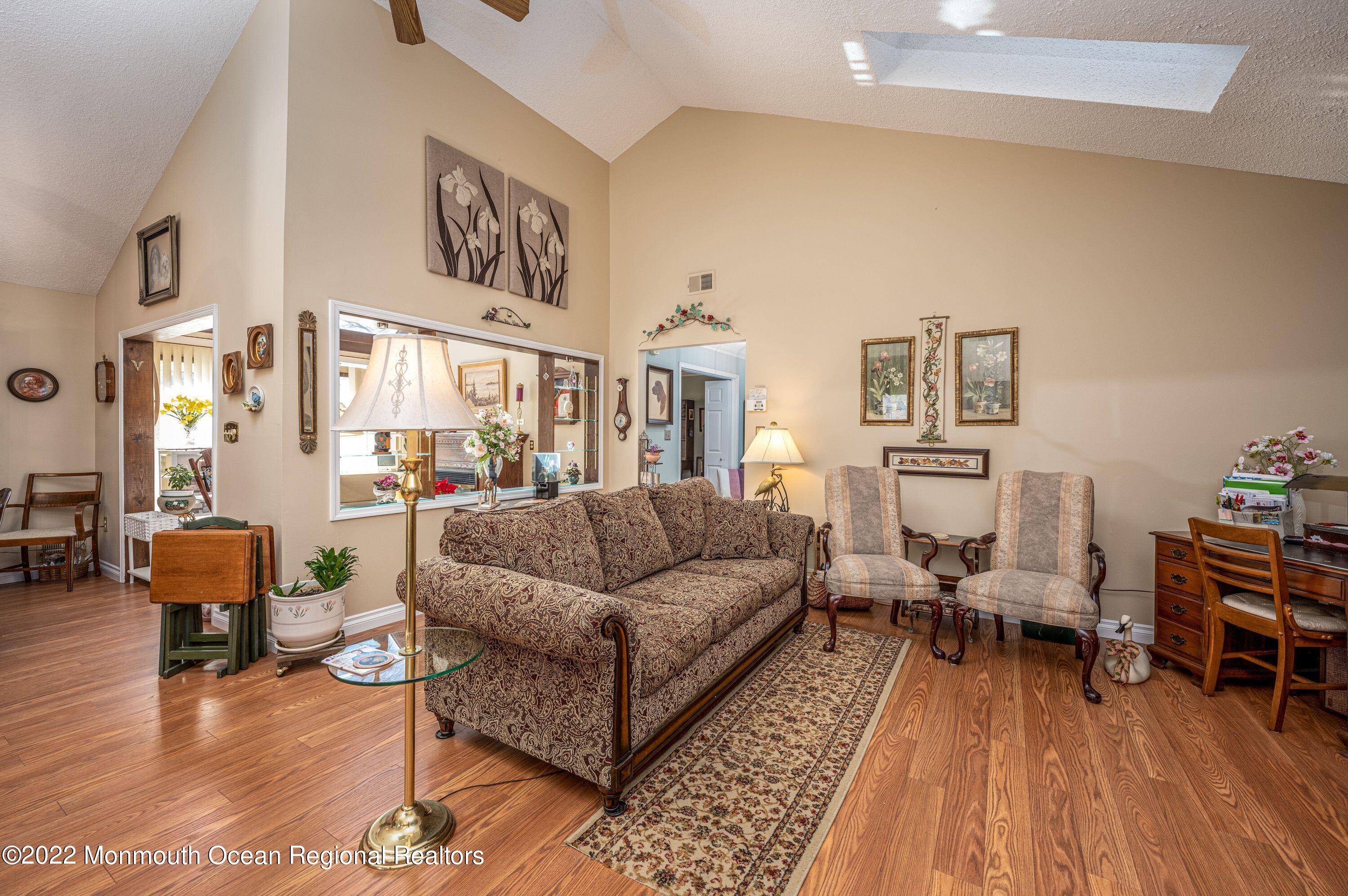 118 Almond Road Freehold, NJ 07728 - Photo 11 of 31 Living Room