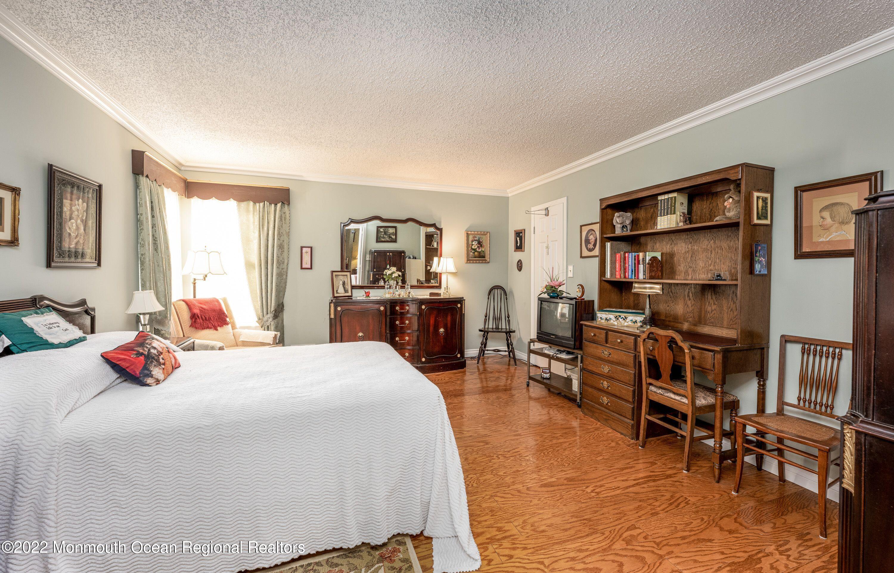118 Almond Road Freehold, NJ 07728 - Photo 19 of 31 Main Bedroom