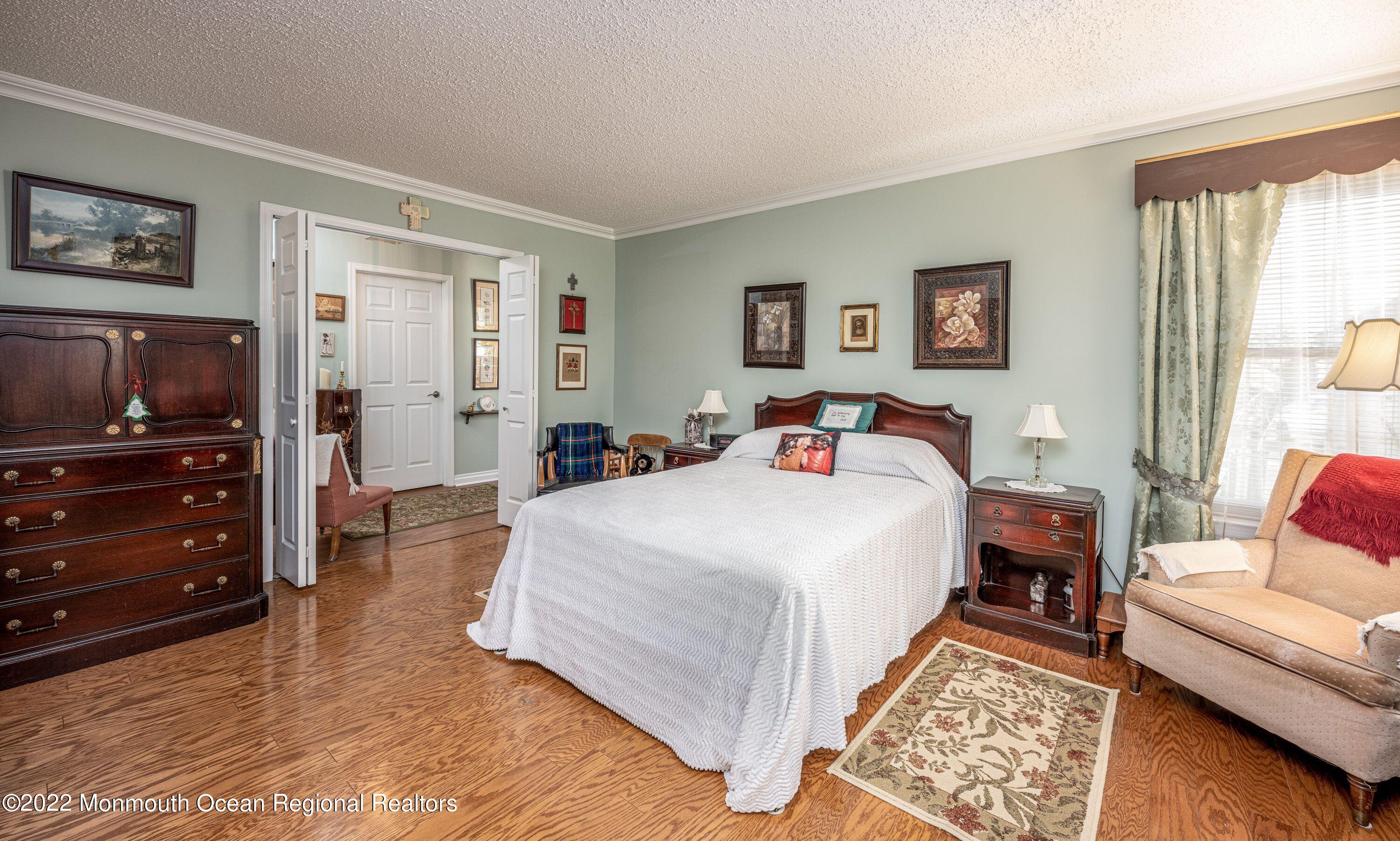 118 Almond Road Freehold, NJ 07728 - Photo 21 of 31 Main Bedroom