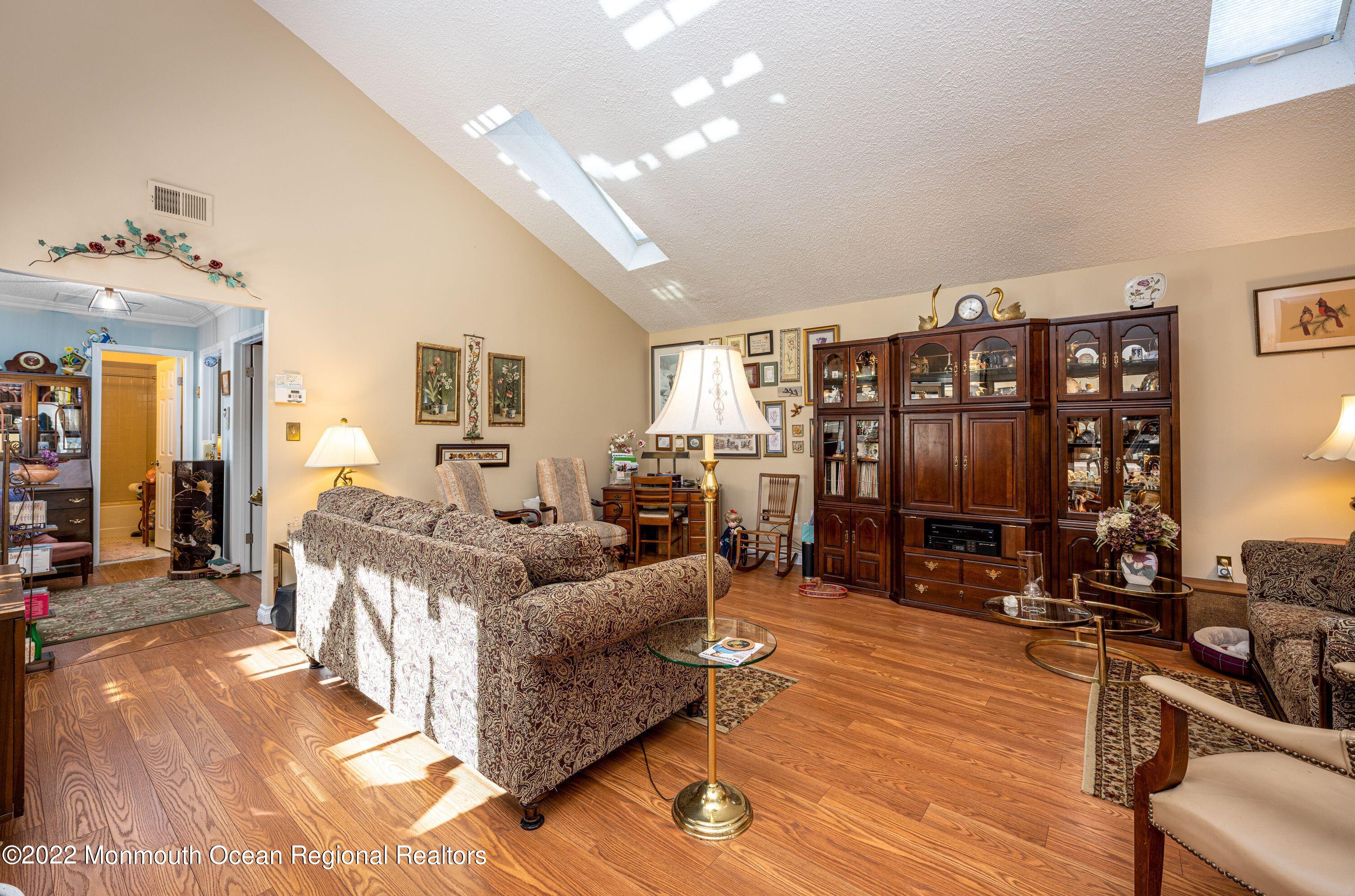 118 Almond Road Freehold, NJ 07728 - Photo 9 of 31 Living Room