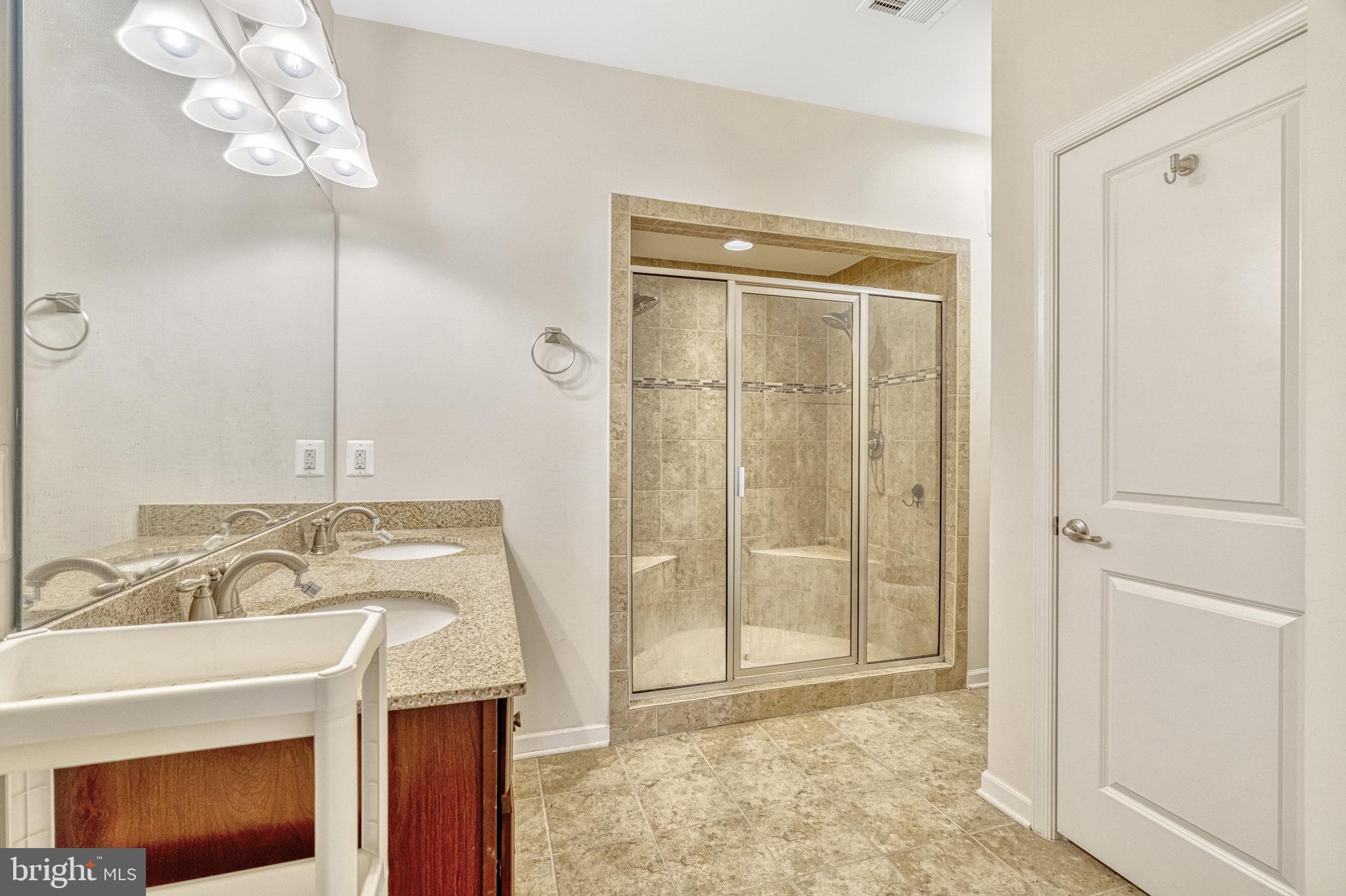 24678 Footed Ridge Terrace Sterling, VA 20166 - Photo 14 of 33 Gallery Image 14