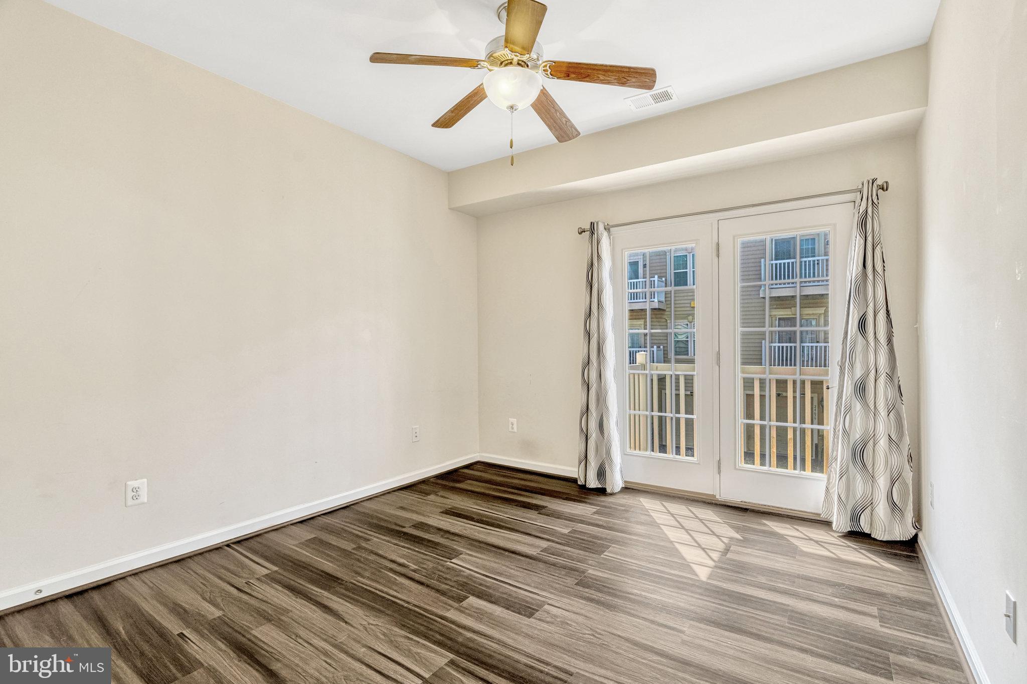 24678 Footed Ridge Terrace Sterling, VA 20166 - Photo 22 of 33 Gallery Image 22