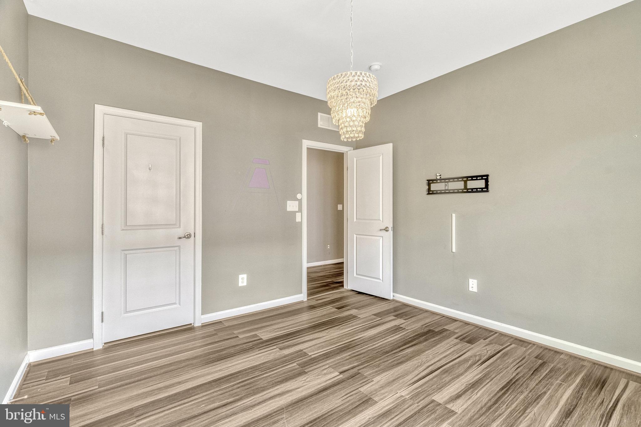 24678 Footed Ridge Terrace Sterling, VA 20166 - Photo 24 of 33 Gallery Image 24
