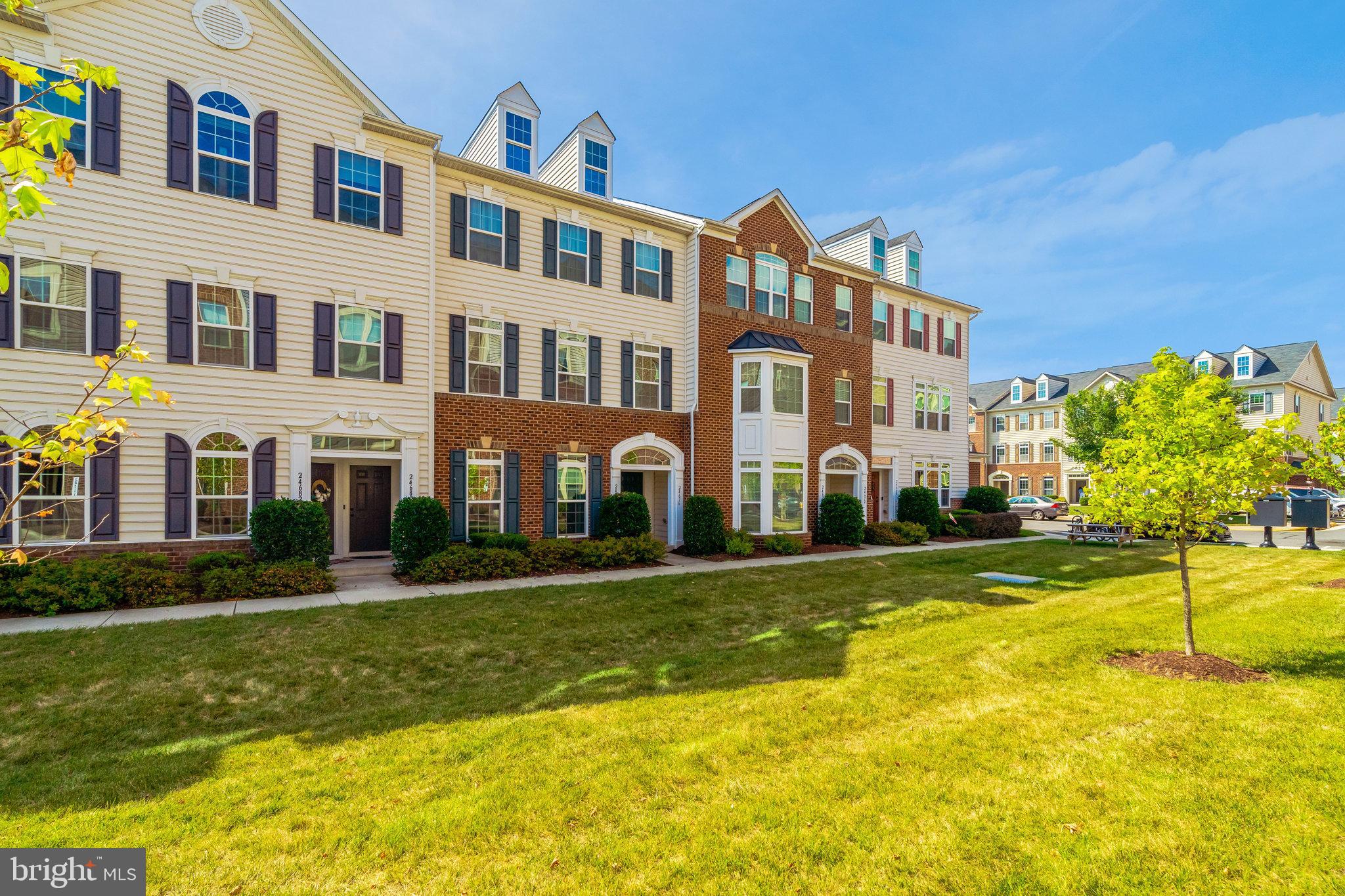 24678 Footed Ridge Terrace Sterling, VA 20166 - Photo 31 of 33 Gallery Image 31