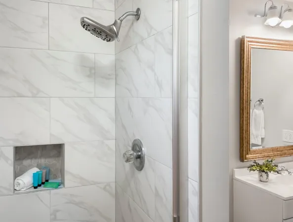 $2,490,000 | 4421 Luke Avenue, Destin, FL 32541