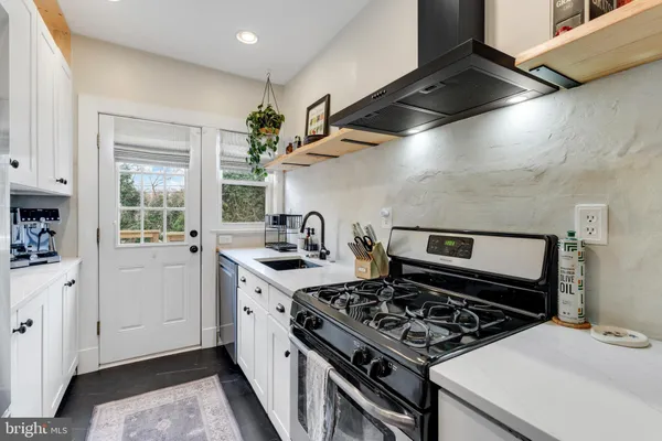 $399,999 | 5300 Tramore Road, Baltimore, MD 21214