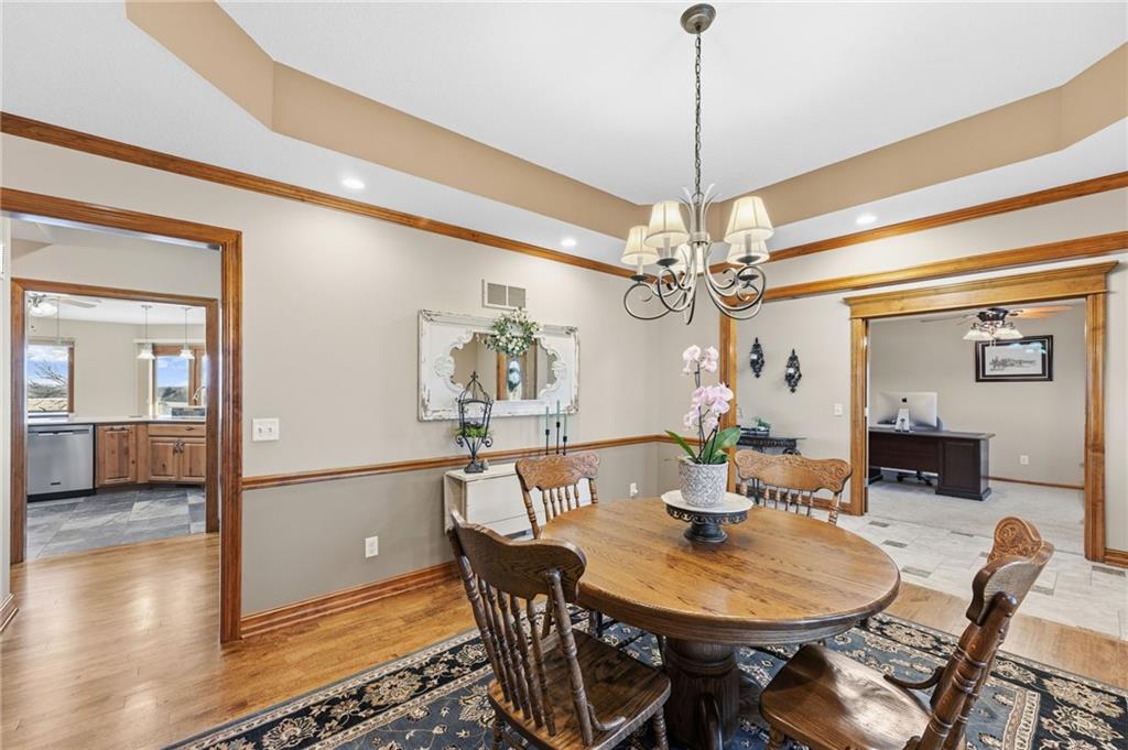 556 North 775th Road Lawrence, KS 66047 - Photo 14 of 89
