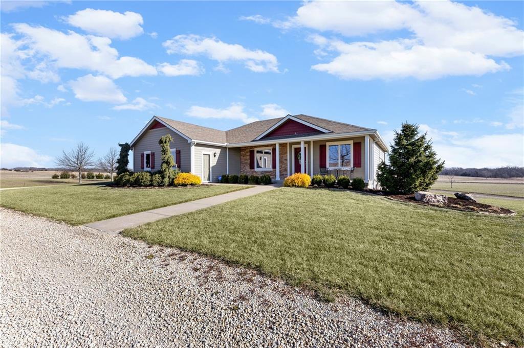 556 North 775th Road Lawrence, KS 66047 - Photo 3 of 89