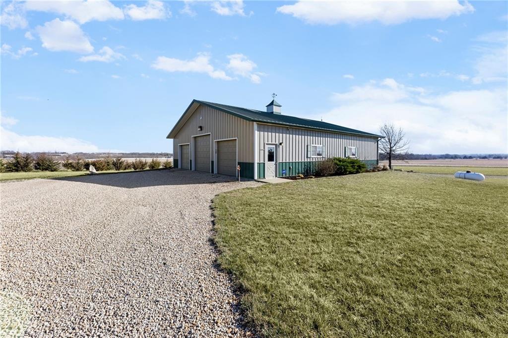 556 North 775th Road Lawrence, KS 66047 - Photo 6 of 89