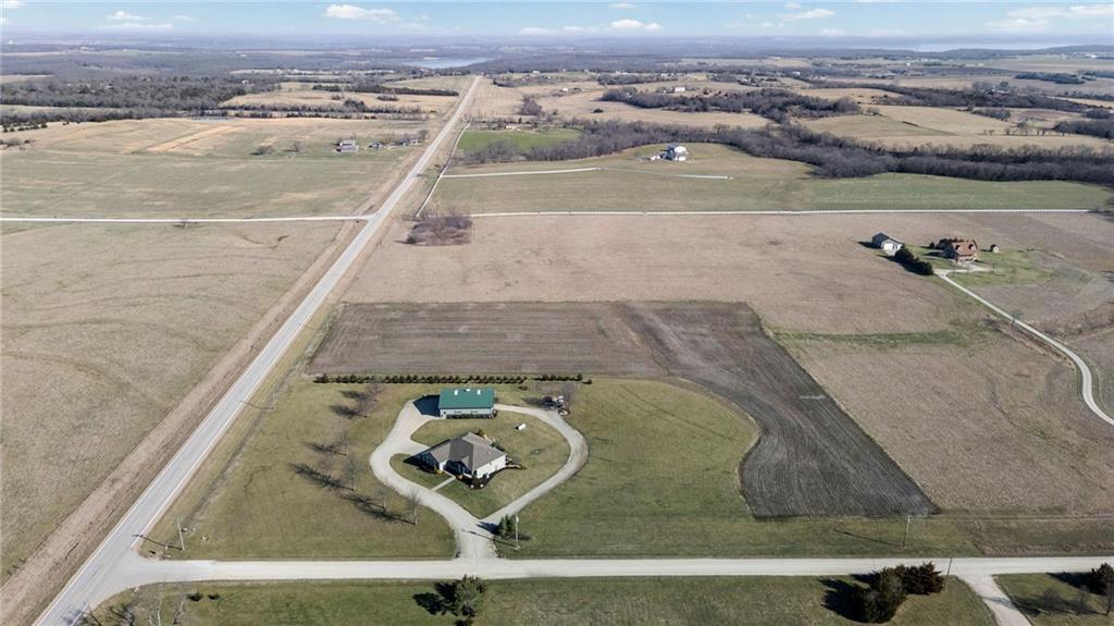 556 North 775th Road Lawrence, KS 66047 - Photo 75 of 89