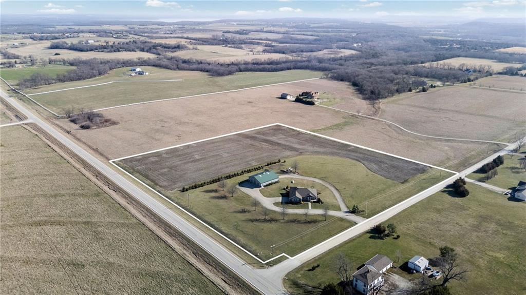 556 North 775th Road Lawrence, KS 66047 - Photo 77 of 89