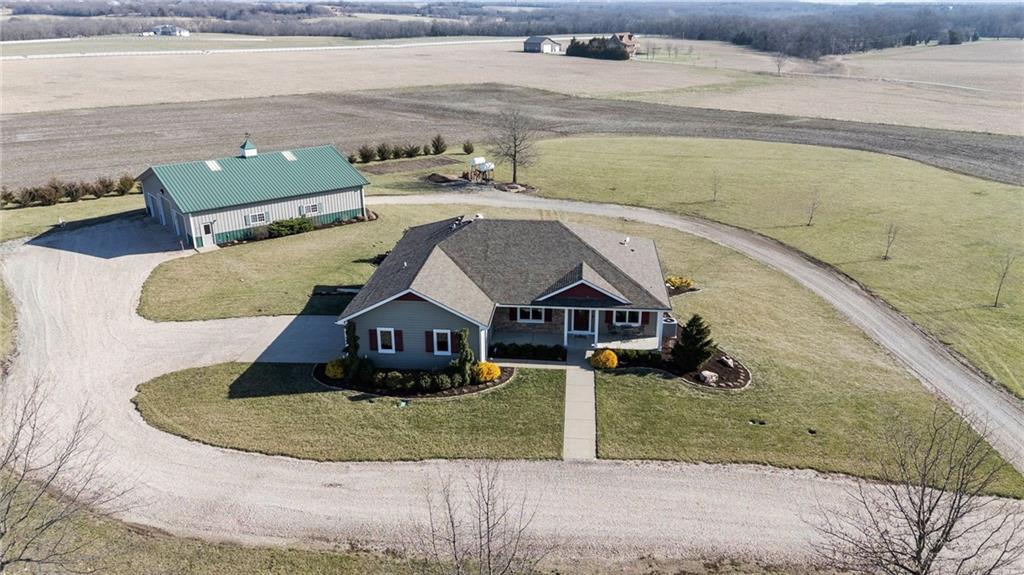 556 North 775th Road Lawrence, KS 66047 - Photo 9 of 89