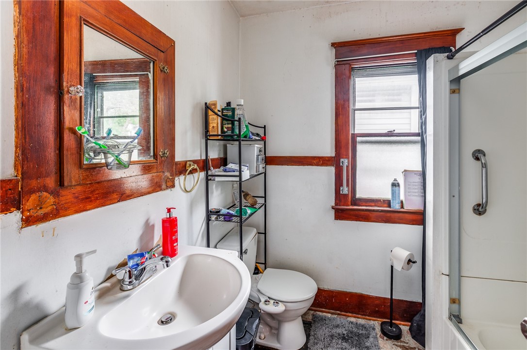 799 Atlantic Avenue Rochester, NY 14609 - Photo 20 of 37