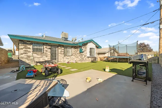 $220,000 | 4124 Edgar Park Avenue, El Paso, TX 79904