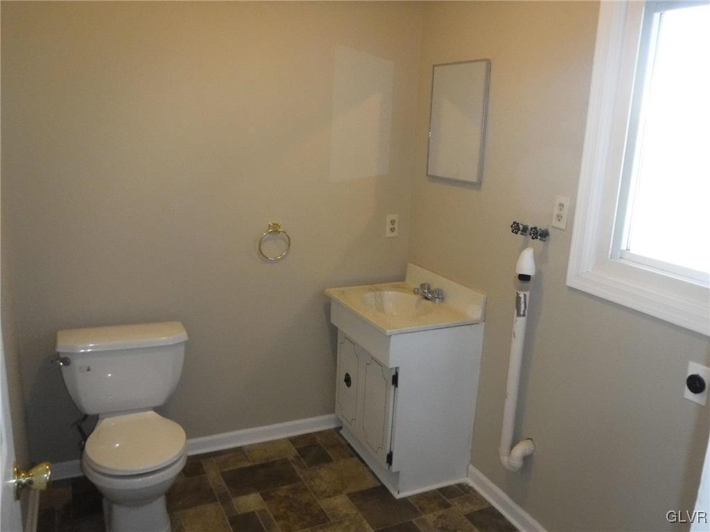 3815 Devonshire Road Bethlehem, PA 18020 - Photo 14 of 15 Gallery Image 14
