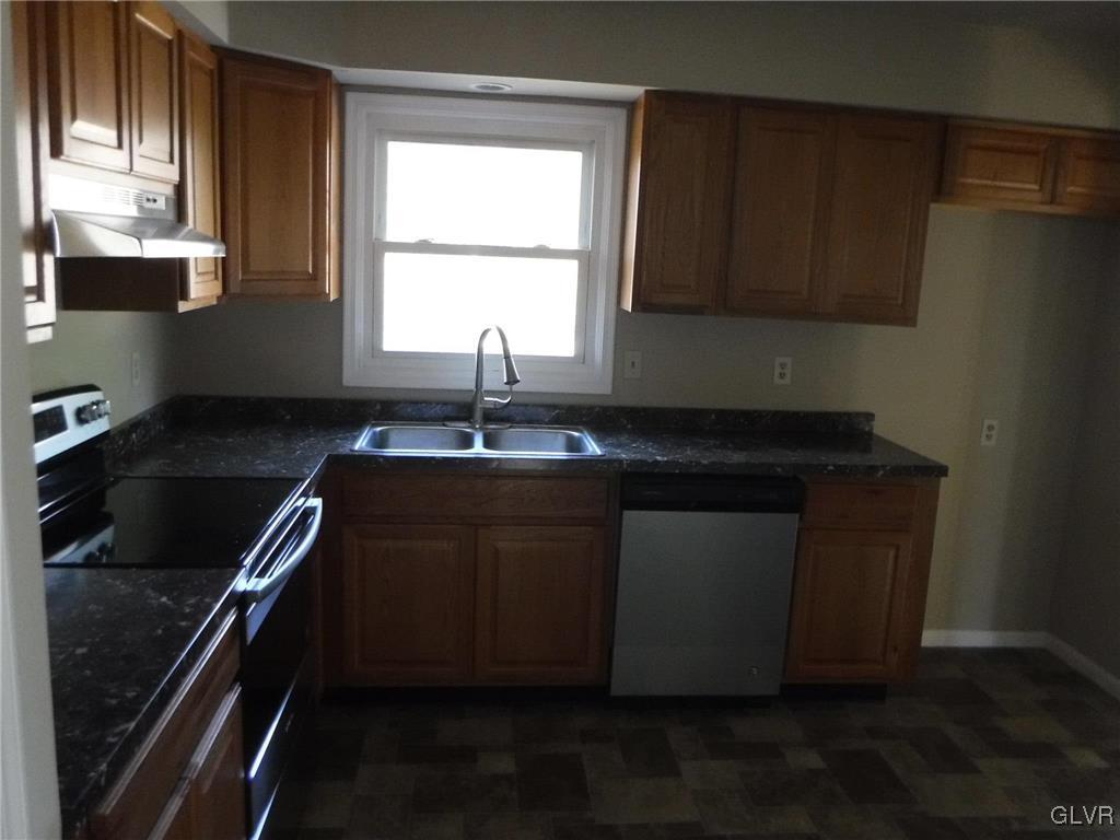 3815 Devonshire Road Bethlehem, PA 18020 - Photo 8 of 15 Gallery Image 8