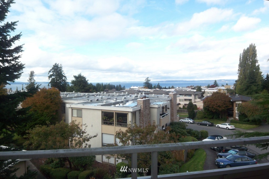 550 Elm Way, Unit 307 Edmonds, WA 98020 - Photo 1 of 15 Gallery Image 1