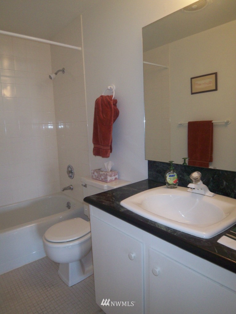 550 Elm Way, Unit 307 Edmonds, WA 98020 - Photo 13 of 15 Gallery Image 13