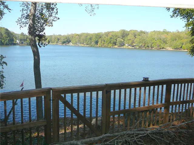 $649,500 | 720 Lakeside Drive, Anderson, SC 29621