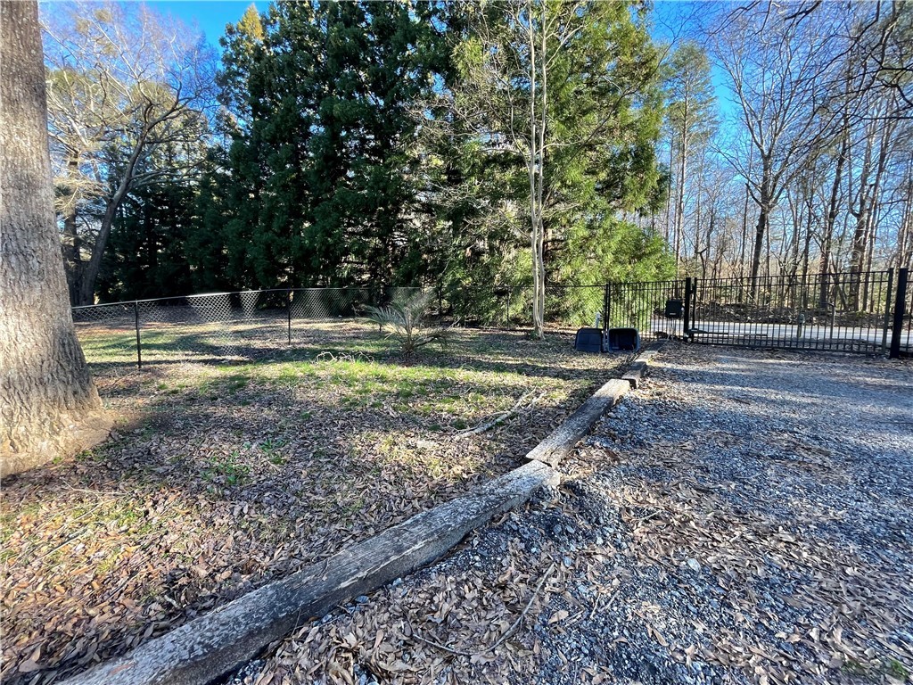 720 Lakeside Drive Anderson, SC 29621 - Photo 32 of 34