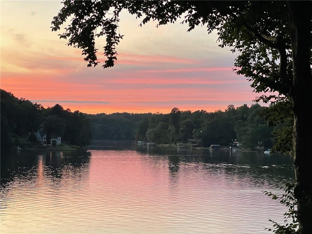 720 Lakeside Drive Anderson, SC 29621 - Photo 6 of 34