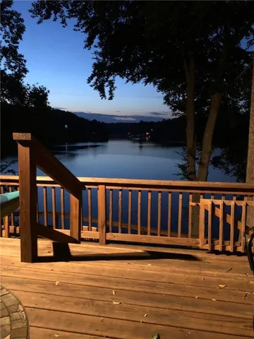 $649,500 | 720 Lakeside Drive, Anderson, SC 29621