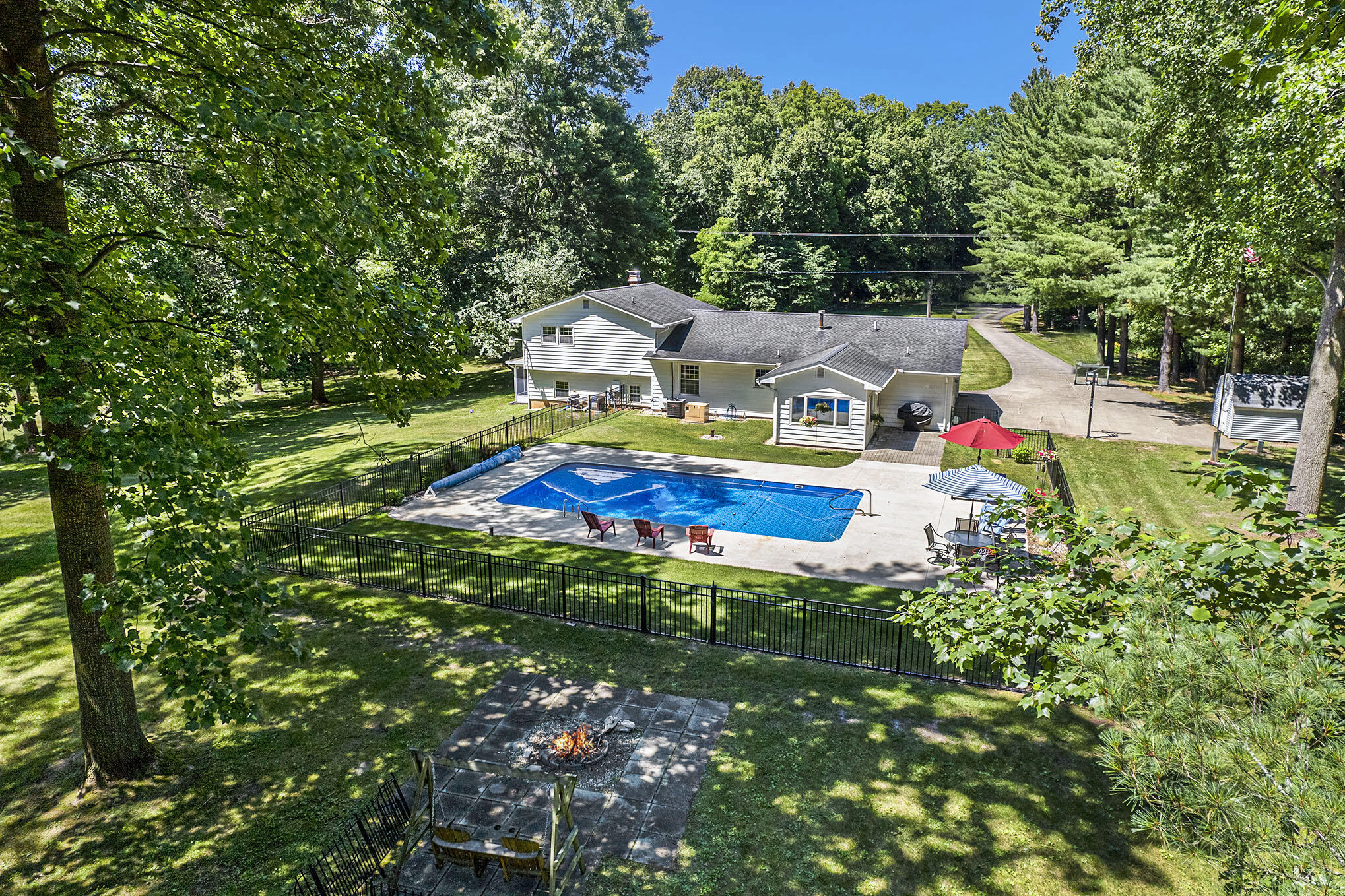 5911 McCain Road Jackson, MI 49201 - Photo 37 of 45 040_dji_0005
