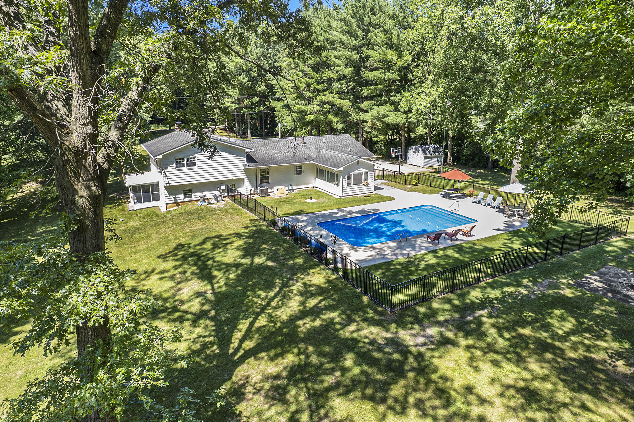 5911 McCain Road Jackson, MI 49201 - Photo 38 of 45 041_dji_0004