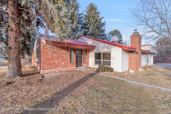 $355,000 | 805 Rose Street, Craig, CO 81625