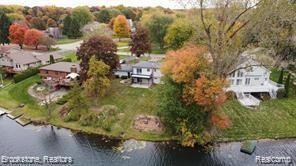 2693 Ripple Court White Lake, MI 48383 - Photo 10 of 36