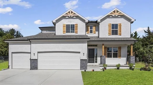 $688,000 | 2230 Southwest Crown Drive, Lee's Summit, MO 64082