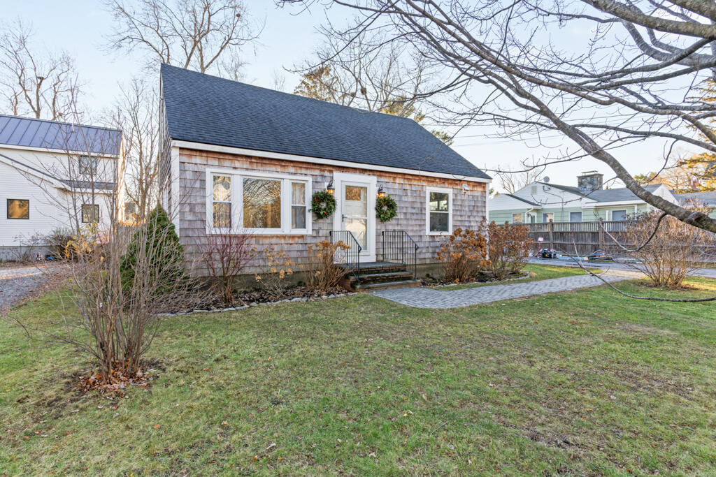 45 George Street Portland, ME 04103 - Photo 3 of 61 DSC07552
