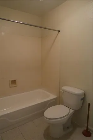 $960 | 3300 Preston Place, Unit A9, New Orleans, LA 70131