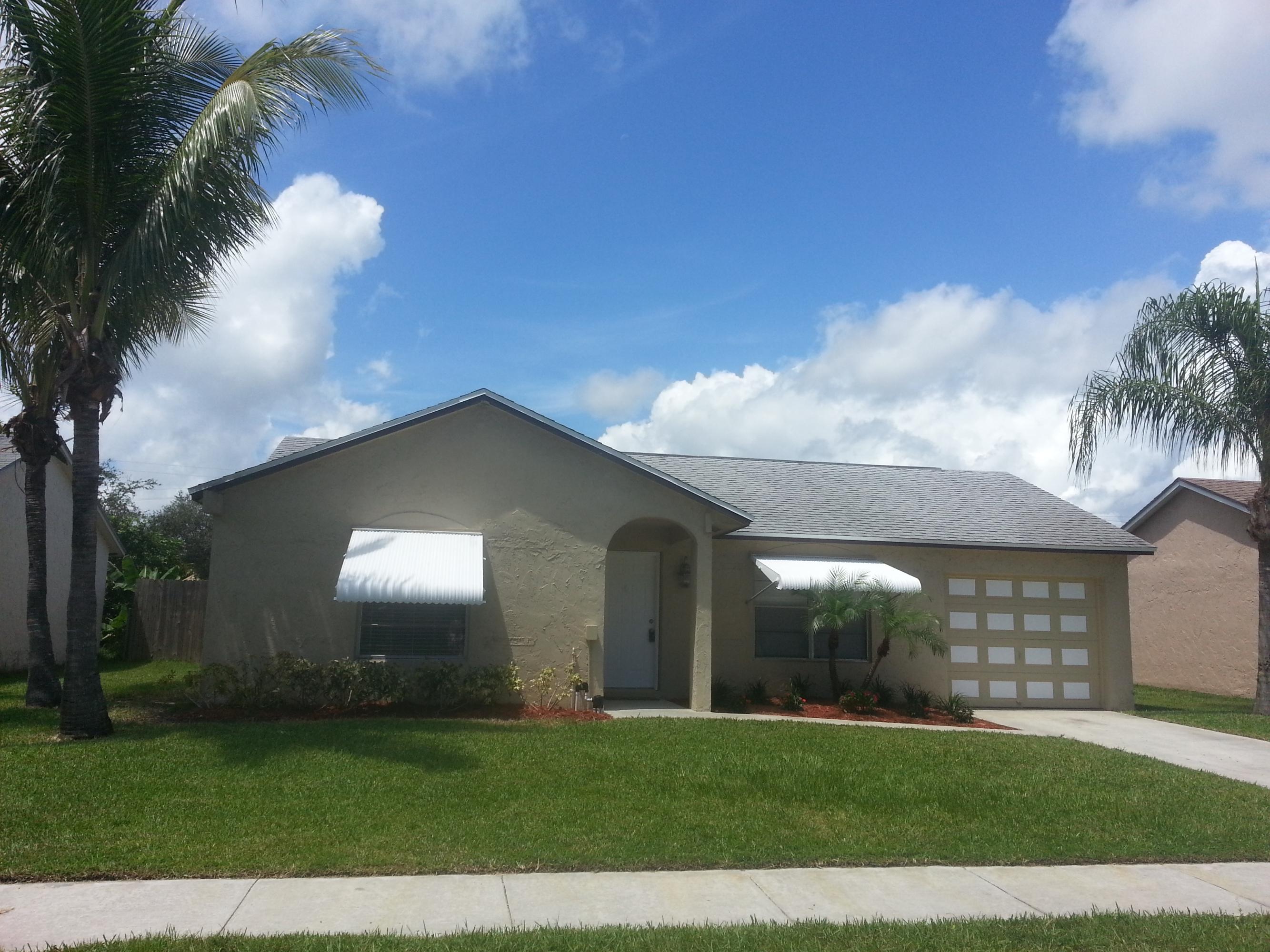 152 Banyan Circle Jupiter, FL 33458 - Photo 1 of 21 Front Ext
