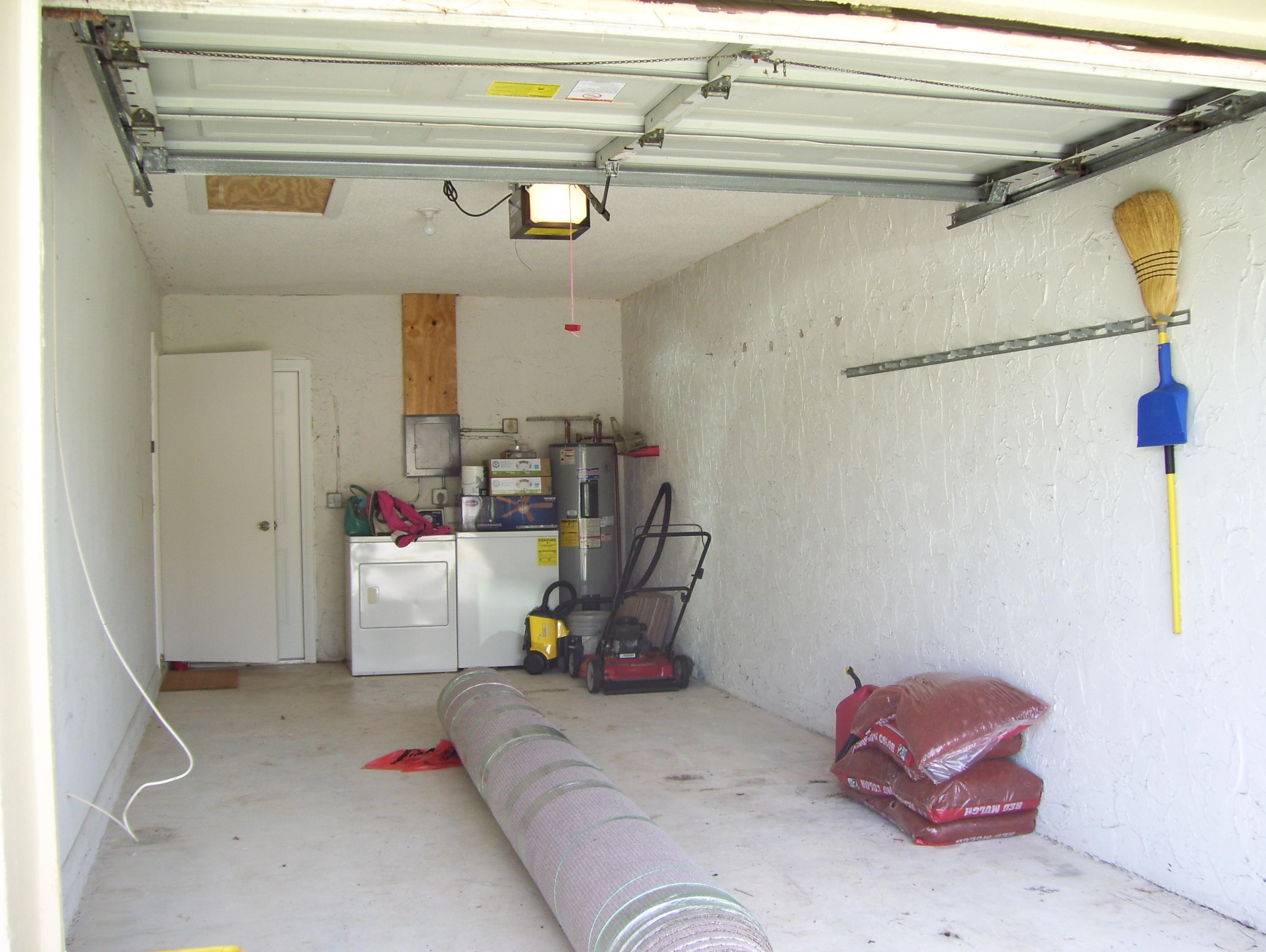 152 Banyan Circle Jupiter, FL 33458 - Photo 16 of 21 Garage w/washer/dryer