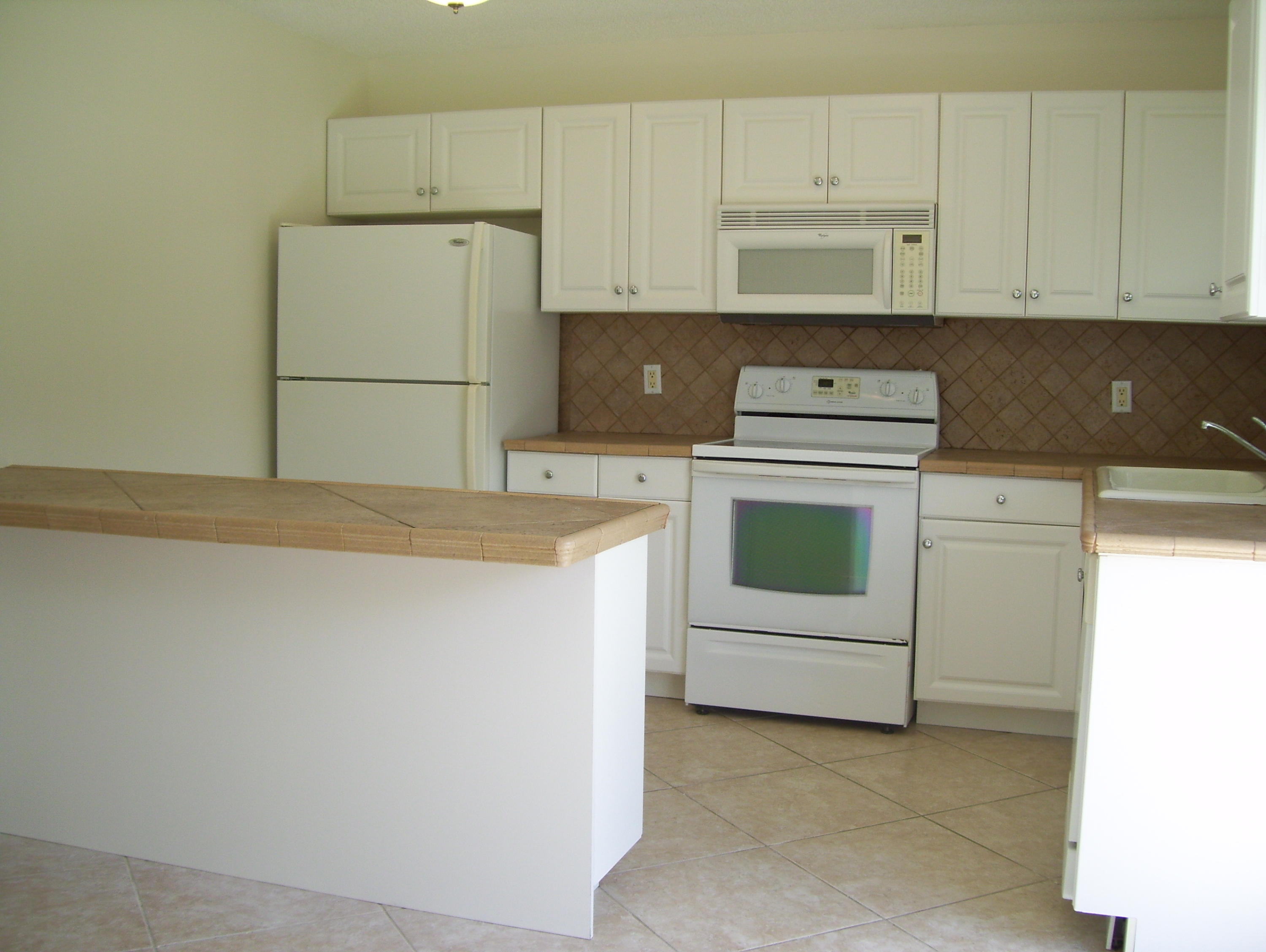 152 Banyan Circle Jupiter, FL 33458 - Photo 3 of 21 Remodeled Kitchen