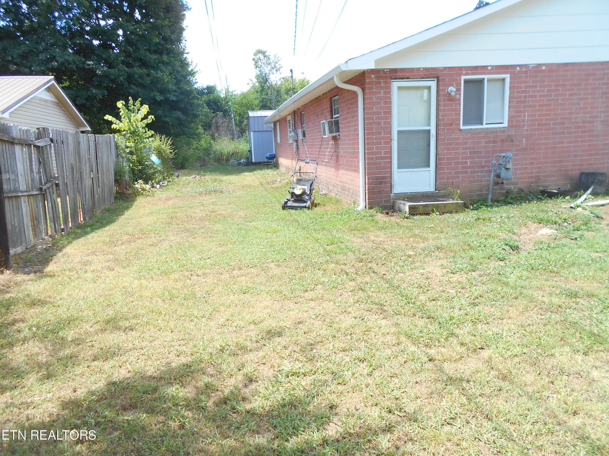 128 Irwin Avenue Decatur, TN 37322 - Photo 10 of 10 Gallery Image 10