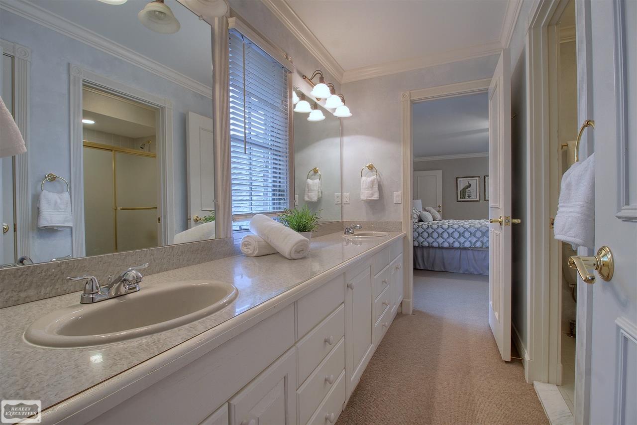 6532 Cornerstone Lane, Unit 4 Rochester Hills, MI 48306 - Photo 56 of 58
