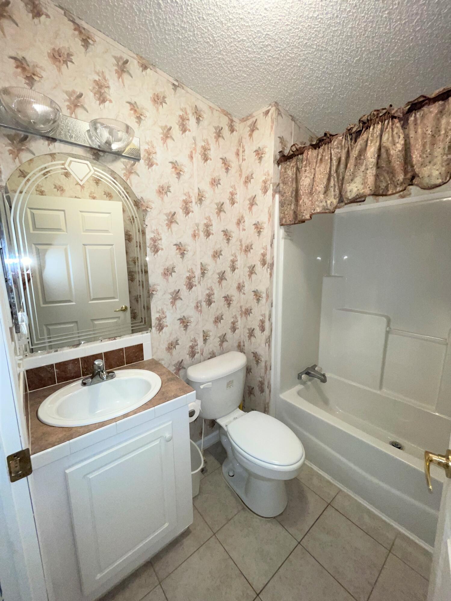 8297 East Club Road Boca Raton, FL 33433 - Photo 18 of 26 Pohler Listing Photos 024