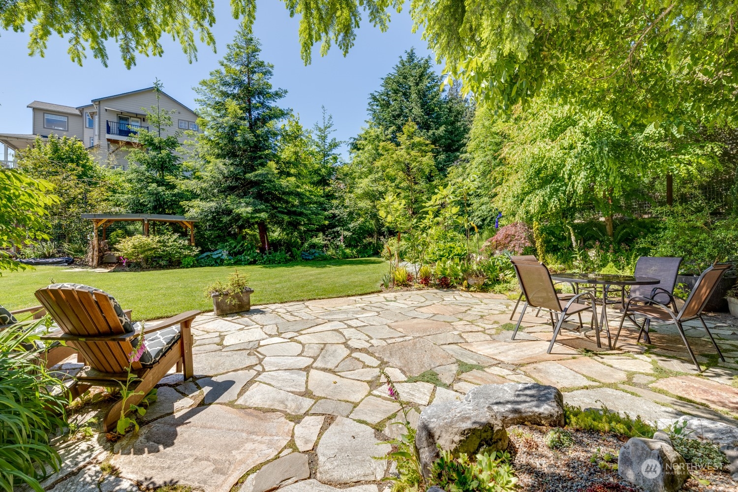 3912 Friday Avenue Everett, WA 98201 - Photo 27 of 35 a view of backyard with patio and outdoor seating