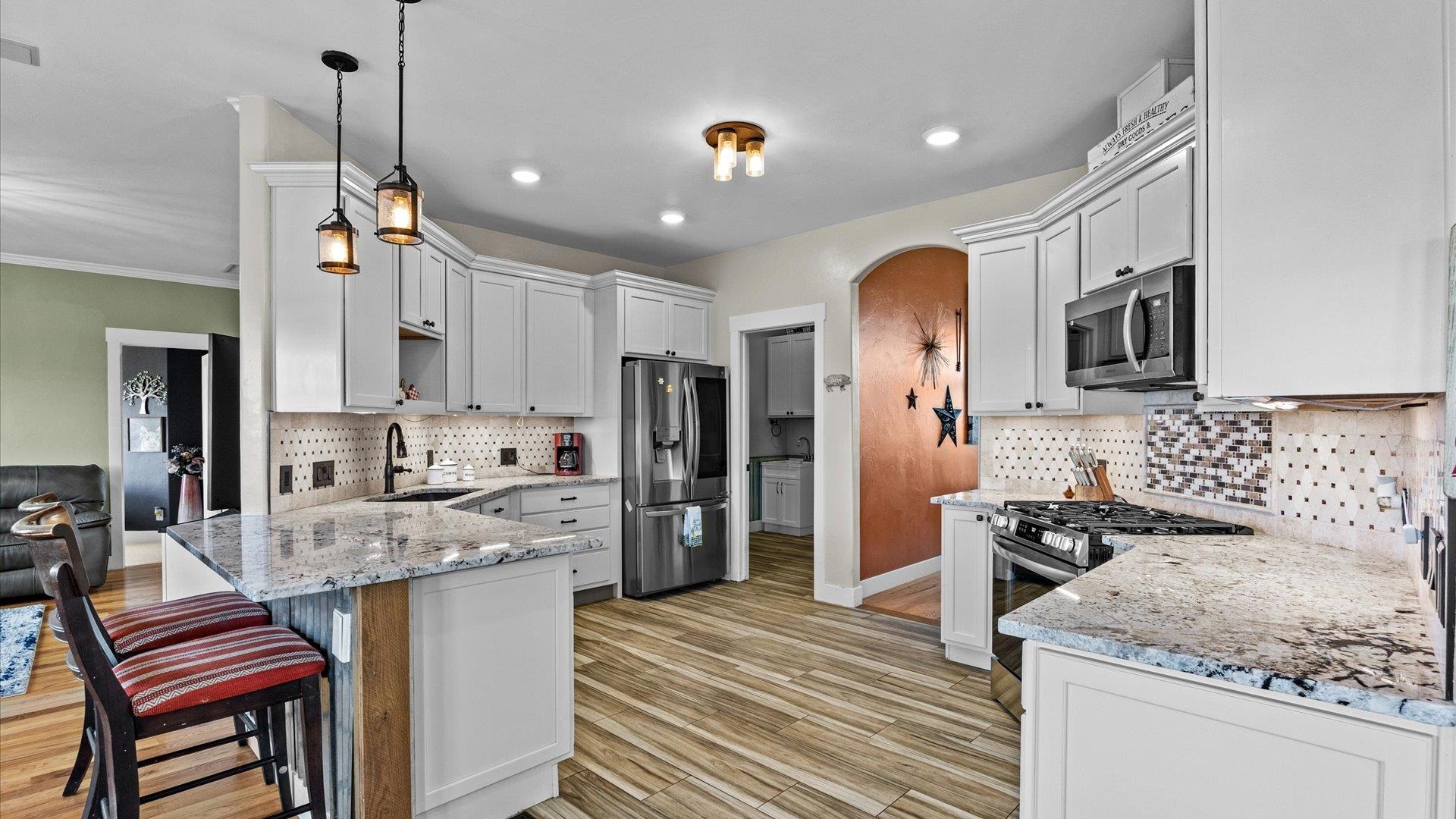 211 32 Road Grand Junction, CO 81503 - Photo 6 of 36
