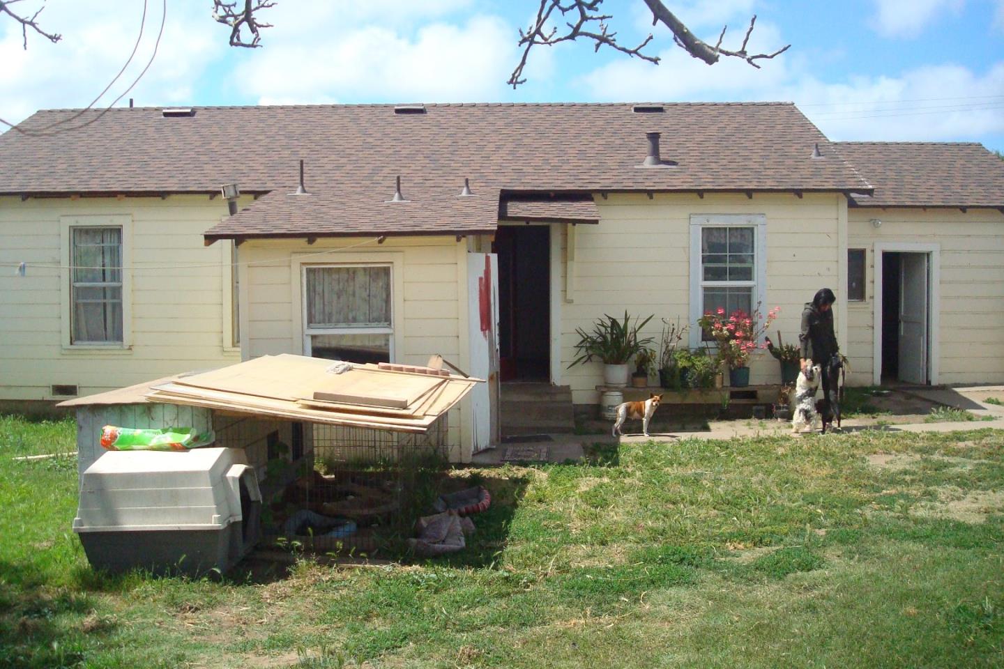 61 Russell Road Salinas, CA 93906 - Photo 17 of 19 Gallery Image 17