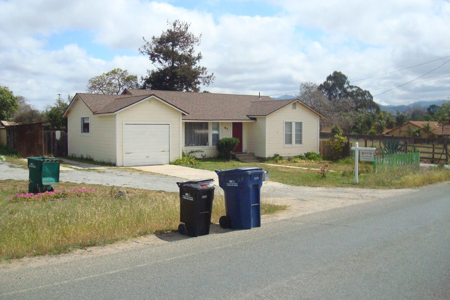 61 Russell Road Salinas, CA 93906 - Photo 2 of 19 Gallery Image 2