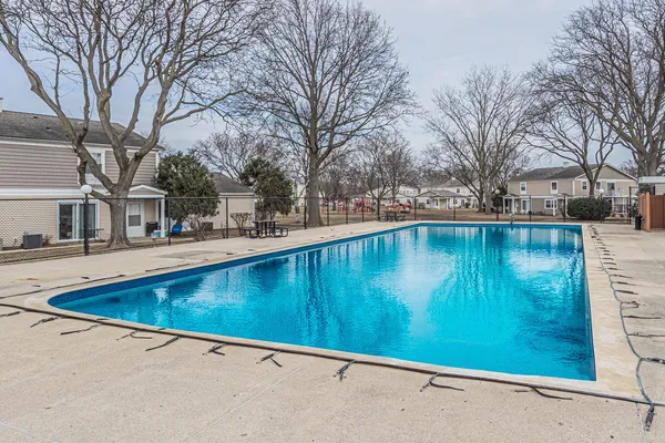 $249,788 | 1314 Ely Court, Unit 1314, Wheeling, IL 60090
