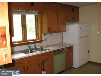 228 Ammon Road Elverson, PA 19520 - Photo 4 of 6 Gallery Image 4