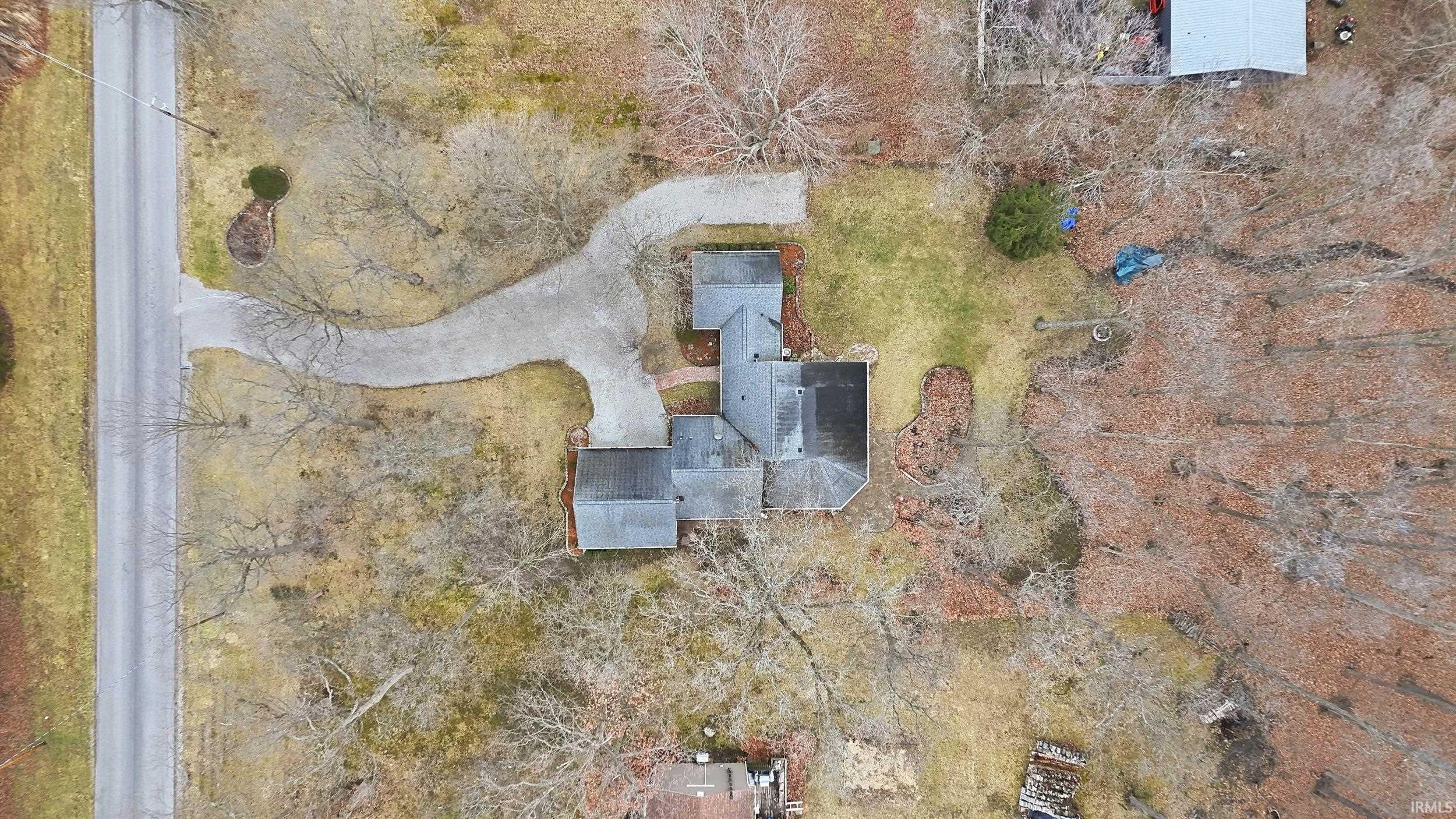 16716 Wappes Road Churubusco, IN 46723 - Photo 3 of 36