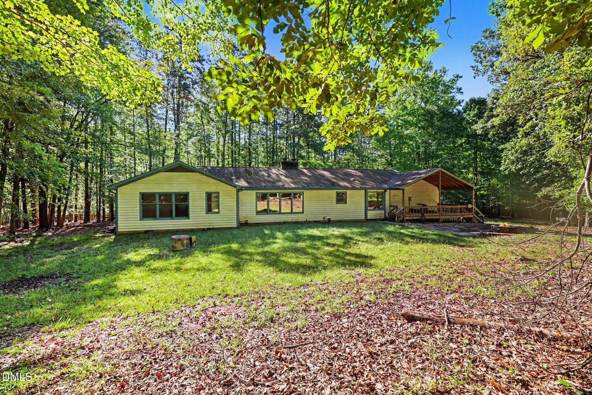 8307 Bromley Road Hillsborough, NC 27278 - Photo 5 of 33 032_file_7307