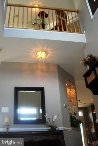 9625 Gerst Road Perry Hall, MD 21128 - Photo 5 of 20 Entrance / Foyer