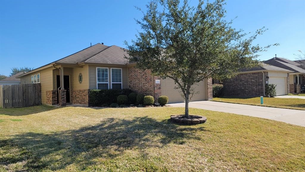 23614 Maple View Drive Spring, TX 77373 - Photo 23 of 23 a house with swimming pool in front of it