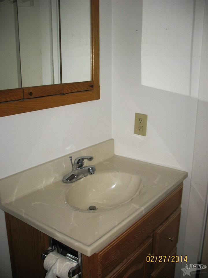 7409 Bluffton Road Fort Wayne, IN 46809 - Photo 5 of 10